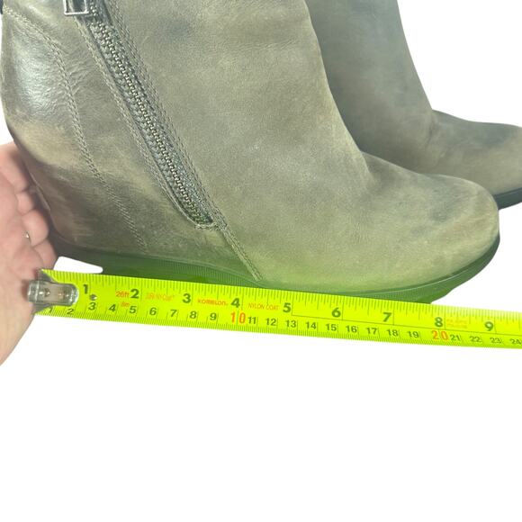 Sorel Joan of arctic Wedge Booties Sz 9 leather Waterproof Side Zip Taupe Boots - Picture 7 of 10